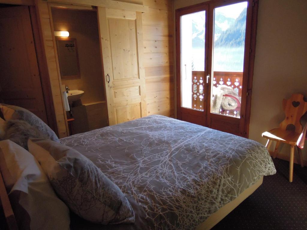 Hotel Le Roitelet Châtel Pokoj fotografie