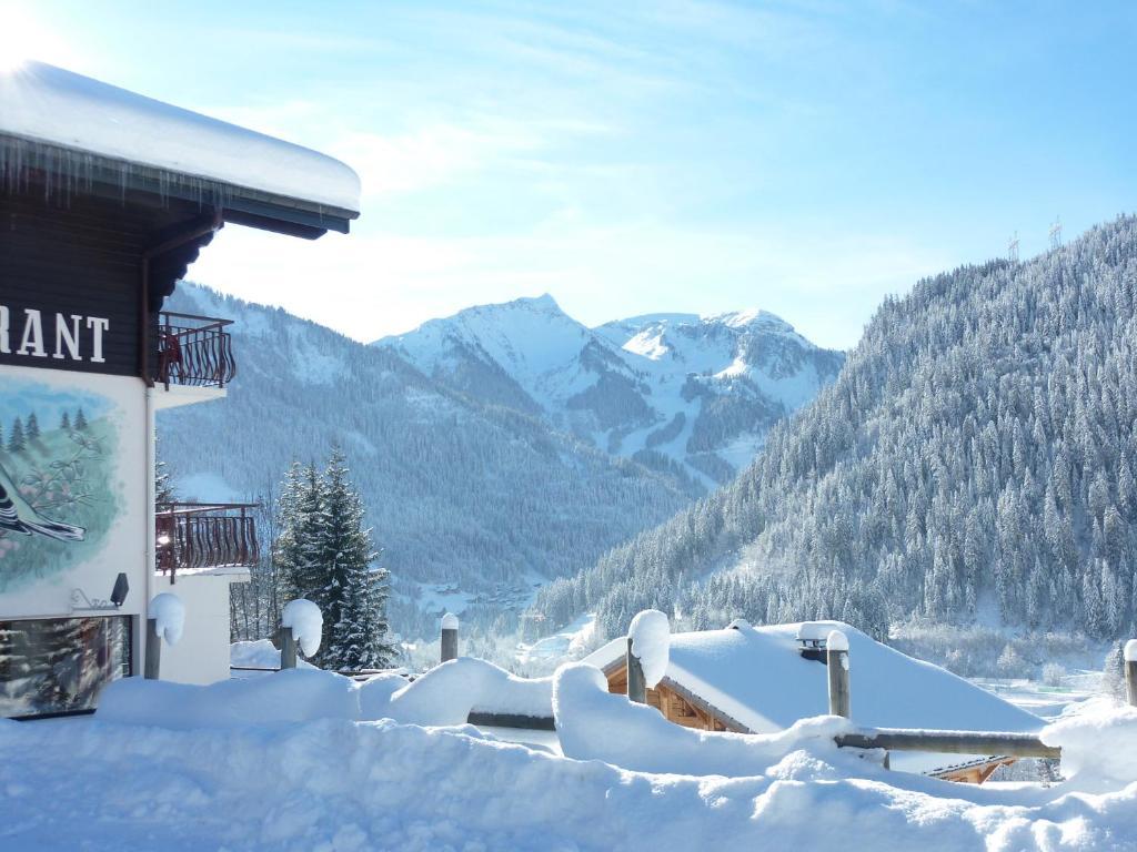 Hotel Le Roitelet Châtel Exteriér fotografie