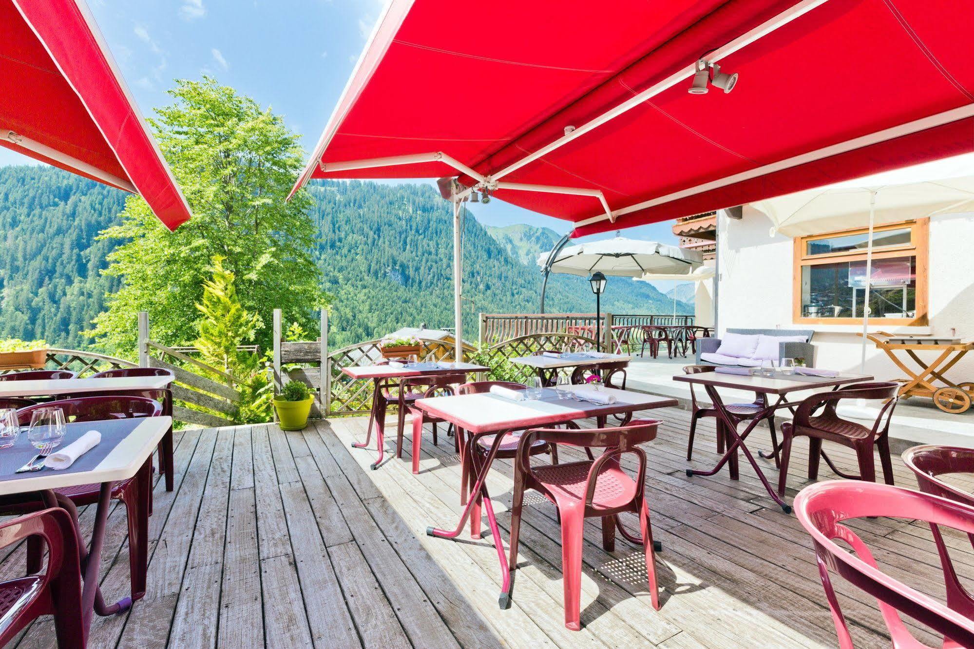 Hotel Le Roitelet Châtel Exteriér fotografie